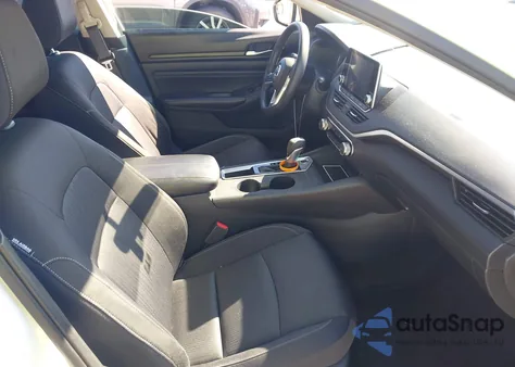 2019 Nissan Altima 2.5 S z USA, uszkodzony, nr VIN 1N4BL4BV4KC230664